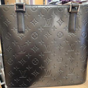 Louis Vuitton Stockton Handbag